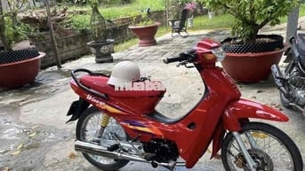 ware 2004 máy móc im thì thầm