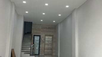 NHÀ 5LẦU /NGAY CHỢ TÂN MỸ Q7 /GIÁ:69triệu/tháng