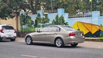 BMW 3 Series 201***0 km, đẹp hiếm có chiếc thứ 2