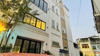 VIP QUẬN 1- MT HIẾM BÁN- NGUYỄN VĂN NGUYỄN- 42m2 (4x10)- 5 TẦNG- 1x TỶ