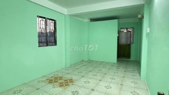 Cho thuê nhà mặt tiền Hậu Giang, P.12, Q.6 giá 22tr