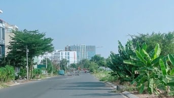 Cần bán nền đất gần MT Tạ Quang Bửu KDC 13A lô A11 - 105m2 giá 35 Tr/m