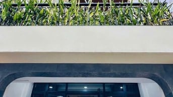 Căn 62m2 CMT8, Q10. Gần vòng xoay Dân Chủ, xây 1 trệt 3 lầu. Sổ riêng 