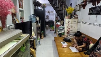 Bán nhà 472/ Lê Đức Thọ, P.17, Gò Vấp: 3,3 x 8,1m, giá 3,08 tỷ.