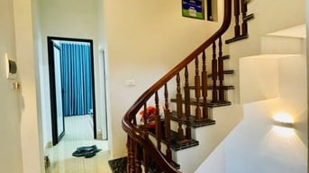 Bán gấp nhà Lô góc- Dịch Vọng - Cầu Giấy 40m2 – 4 Tầng – Giá chỉ 8 tỷ