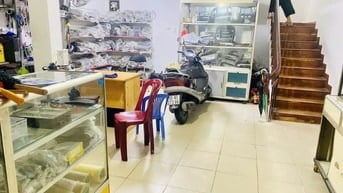 Bán nhà mặt tiền khu kinh doanh điện máy phụ tùng,6tầng,6x10m,giá 18tỷ