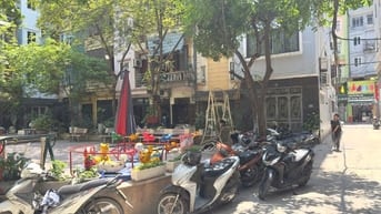  Vương Thừa Vũ, Thanh Xuân- 49,5m2 x 4 tầng. Mặt ngõ 4m, view sân chơi