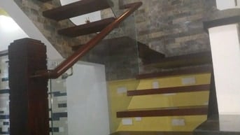 Bán nhà phố 4 tầng xe oto nằm trong nhà, Đào Duy Anh P9, 62m2, 11.3 tỷ