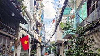 Chủ nhà bán căn cấp 4 rộng, Lạc Long Quân,5x13.5m, 8.5 tỷ bớt lộc