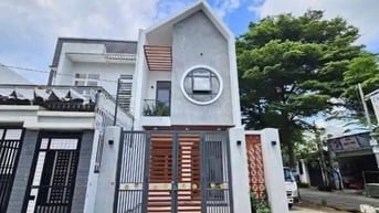 Nhà mới xây thích hợp vừa ở vừa kinh doanh - SHR công chứng trong ngày
