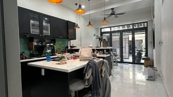Gđ phá sản bán gấp dt 62m2 nhà đ Lê Văn Huân-q.Tân Bình,giá 1 tỷ360tr