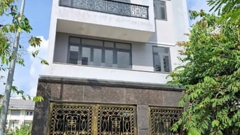 Bán nhà mặt tiền đường 68 Cát Lái Quận 2 giá 14 tỷ