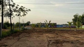Mặt tiền đường Hùng Vương Bến Cát Bình Dương, sổ sẵn full thổ cư