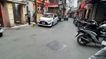 HIẾM! NHÀ ĐẸP - THANG MÁY - SÂN RỘNG - TRƯƠNG ĐỊNH -HBT- 10M Ô TÔ RA P
