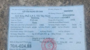 Cần bán xe toyota như hình, bao rút hồ sơ