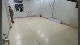Cho thuê nhà trong ngõ Phố Huêd 