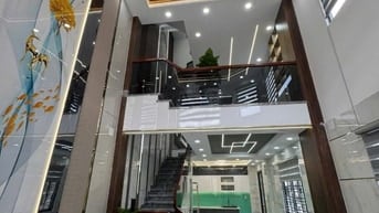Nhà Thái Phiên cách bv Quận 11 300m | Nhà BTCT có sẵn hd thuê 14tr