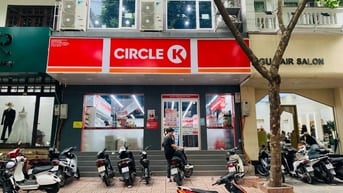 Cho thuê nhà mặt phố Nguyễn Thị Định, DT 60m, Mt 5m đầu phố giao LVL