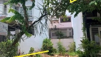 BÁN GẤP LÔ ĐẤT NẰM TRONG KDC 100M2-SHR