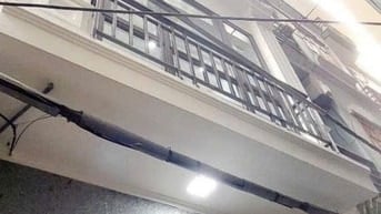 Bán gấp nhà Cầu Giấy, ô tô đỗ cổng, 5 tầng, giá nhỉnh 11 tỷ