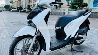 HONDA SH 125I NGUYÊN BẢN XE 1 CHỦ BIỂN 29