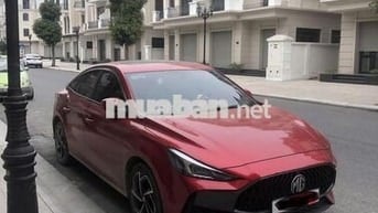 MG MG5 Lux đỏ 2023 CVT Deluxe - 15000 km