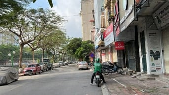 Mặt phố Vương Thừa Vũ DT110m2 xây 9T thang máy giá 42 tỷ