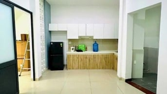  Cho thuê căn hộ dịch vụ 20-25m2 , full nội thất , bếp , sân phơi , wc