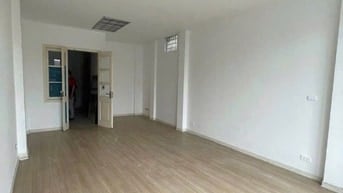 Bán gấp nhà Mặt Phố Nguyễn Lương Bằng giá 23 tỷ, 92m2