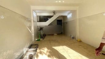 Cho thuê nhà mặt tiền Minh Phụng, P9, Q11 giá 20tr