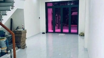 Cho thuê nhà mặt tiền Đường 3/2, P8, Q11 giá 21tr