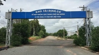 Đất ngộp sổ đỏ 100m2 gần Novaworld Phan Thiết cach biển 900m hướng Nam
