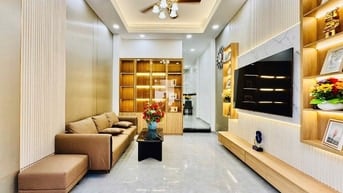 Nhà cần bán đ.Nguyễn Công Hoan PNhuận.44,1m2/2tỷ680.hẻm oto sổ riêng.