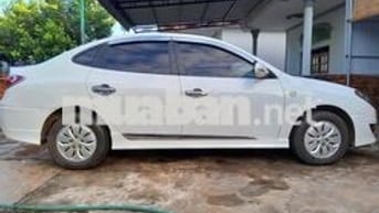 Hyundai Avante 2014 1.6 AT - 190 km