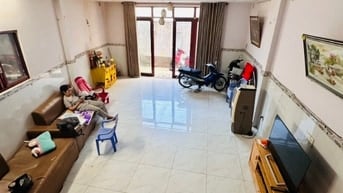 Quận 7 Nguyễn Thị Thập 6.4*17 Nhà 2 Tâng 3pn (Shr) 5.5 tỉ