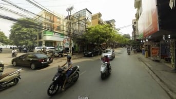 Cho thuê nhà mặt phố Thụy Khuê DT28m2 xây 3T lô góc giá 15.5tr