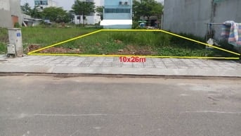 250 m2 trung tâm huyện,cách Vinhomes City 200m,tiện xây kinh doanh,SHR