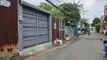 Cần bán gấp nhà hẻm xe hơi Lê Đình Cẩn dt 4m x 17m cấp 4 giá 2,050 tỷ 
