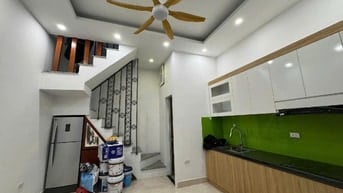 Cho thuê nhà 5 tầng full nội thất