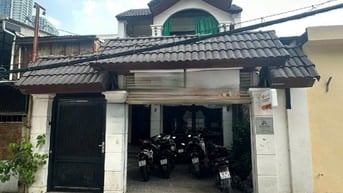 Cần cho thuê  Biệt Thự hxt đường Ngô Tất Tố - P22 - Bình Thạnh .
