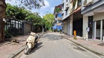 Bán gấp lô đất phố Tư Đình, Long Biên - Phân lô A38 - 140m2 - 17 tỷ