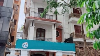  Chính chủ cho thuê nhà Biệt Thự lô góc Địa chỉ: Hoàng Ngân-Trung Hoà-