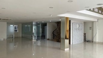 Tòa nhà cao tầng khu Làng Đại học Pk đường 12 m, 10*25 giá 30,5 