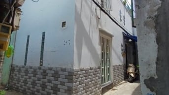 Cần bán căn hộ 3 tầng và 1 sân Thượng