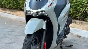 Cần bán Siêu phẩm mới keng SH 160 ABS 2025 xám xi măng-800km