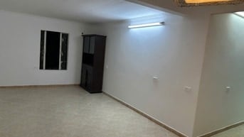 Bán căn hộ tập thể T3 DT 75m thoáng, đẹp ngõ ôtô phố Hoàng Ngọc Phách