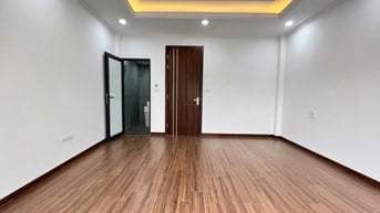CỰC PHẨM THANH XUÂN -NHÀ MỚI -6 TẦNG THANG MÁY -MẶT NGÕ -VF3 ĐỖ CỬA 