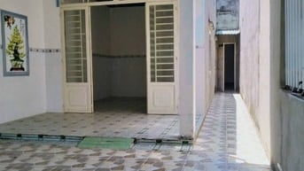 Bán gấp căn nhà cấp 4 ở Đ. Thới Tây 1 , Tân Hiệp 120m2 SHR giá 910tr