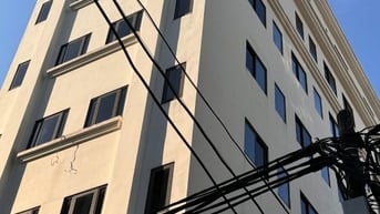 Bán 105m2 toà nhà 8,5 tầng mt 10m  mặt đường phan kế bính
