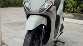 Cần bán Vision 2023 xám xi măng siêu mới- Biển Vip